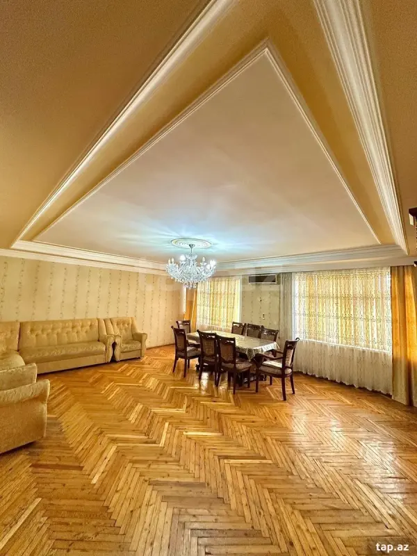 Satılır 5 otaqlı mənzil 112 m²