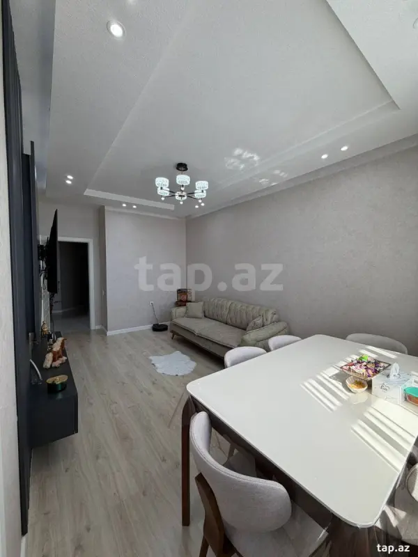 Satılır 3 otaqlı yeni tikili 86 m²
