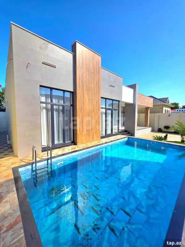 Satılır 5 otaqlı həyət evi 220 m²