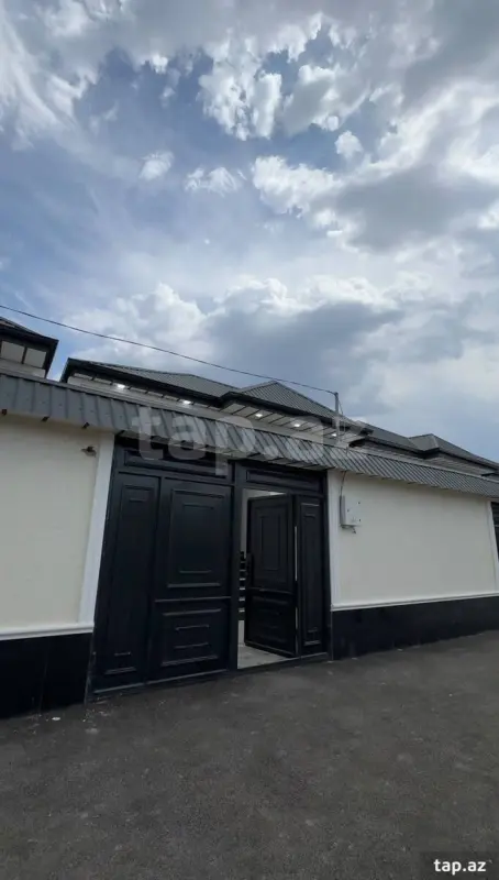 Satılır 3 otaqlı həyət evi 77 m²