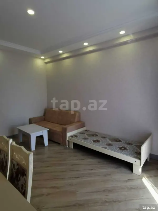 Kirayə verilir 3 otaqlı yeni tikili 95 m²