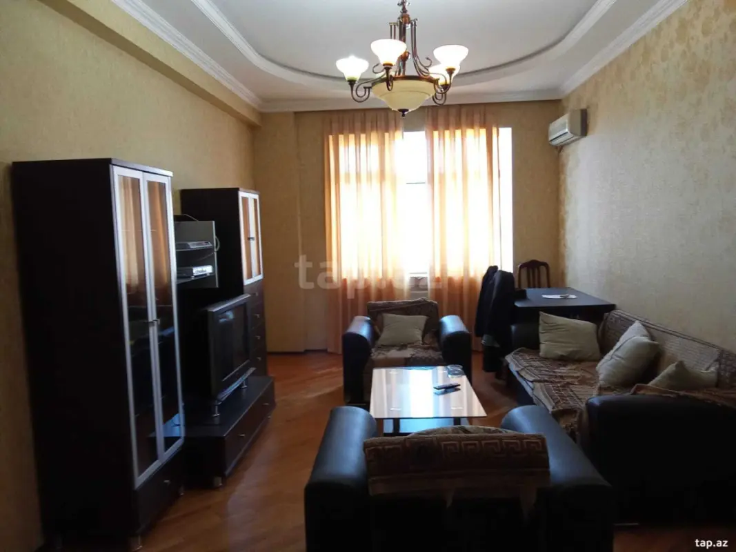 Kirayə verilir 2 otaqlı yeni tikili 100 m²