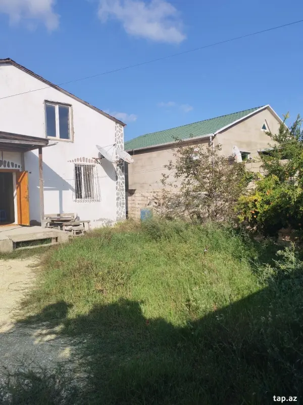 Satılır 3 otaqlı həyət evi 80 m²
