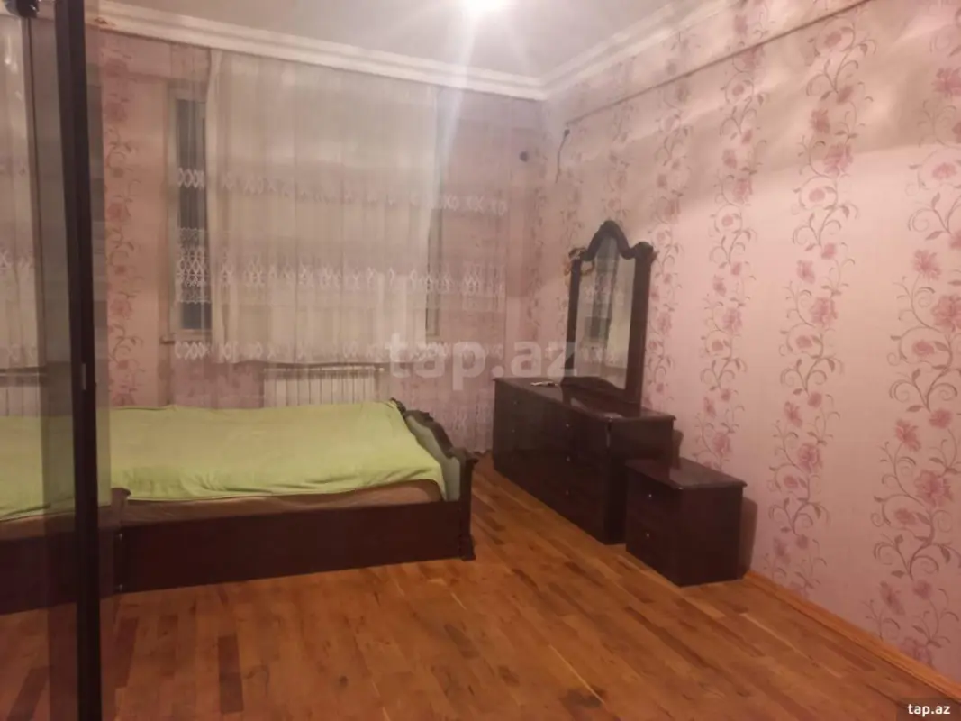 Kirayə verilir 3 otaqlı yeni tikili 100 m²