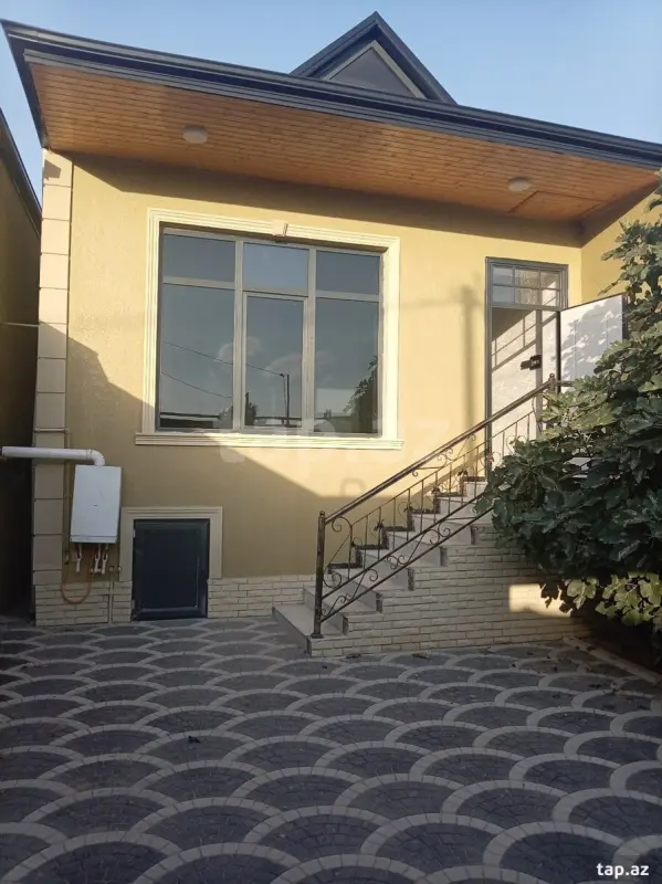 Satılır 2 otaqlı həyət evi 80 m²