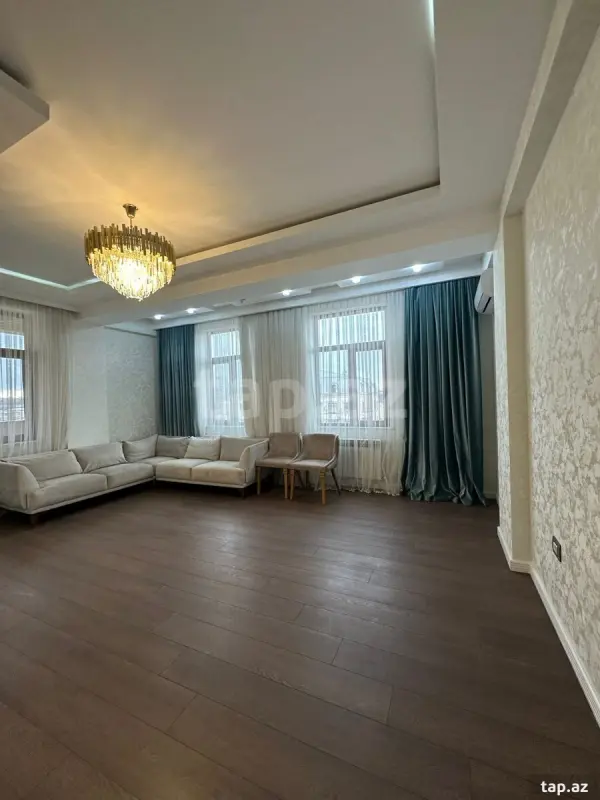 Satılır 3 otaqlı yeni tikili 93 m²