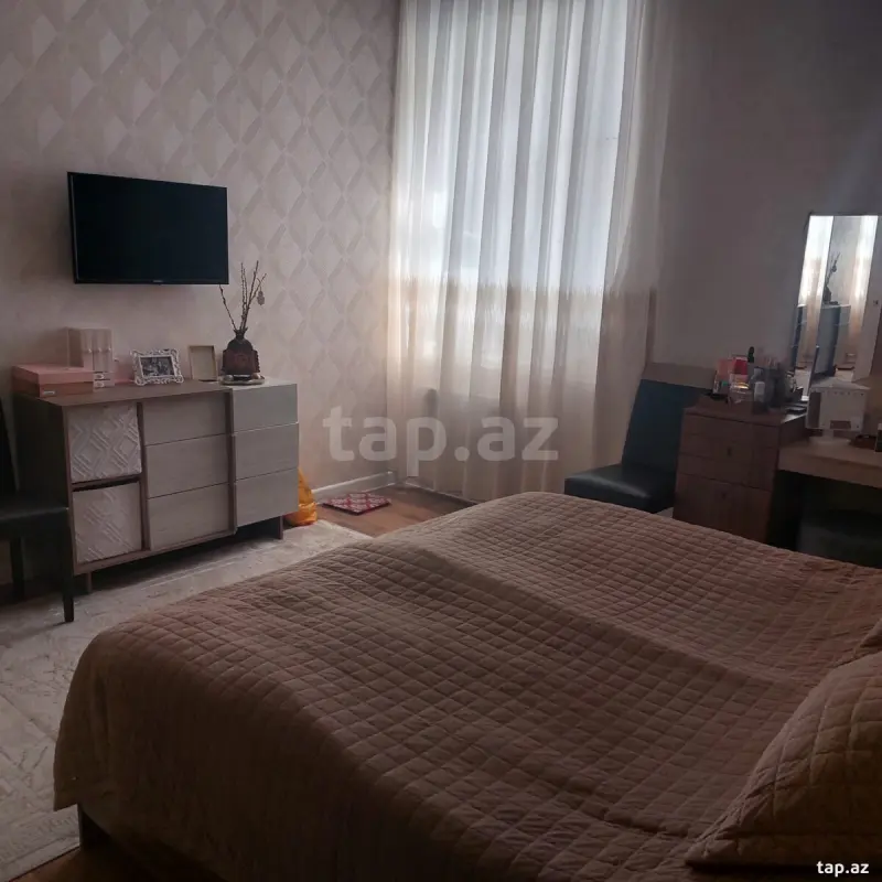 Satılır 3 otaqlı yeni tikili 83 m²