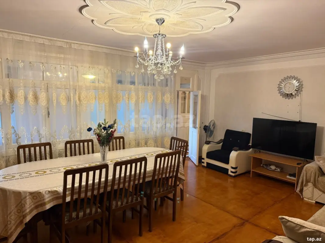 Satılır 5 otaqlı mənzil 100 m²