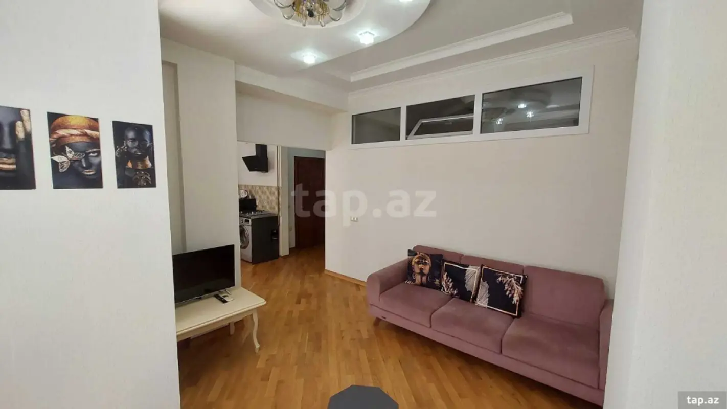 Kirayə verilir 2 otaqlı mənzil 52 m²