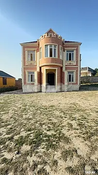 Satılır 7 otaqlı həyət evi 250 m² — Sumqayıt, Novxanı 7 otaq 250.00 m²