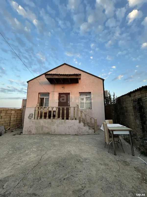 Satılır 3 otaqlı həyət evi 60 m²
