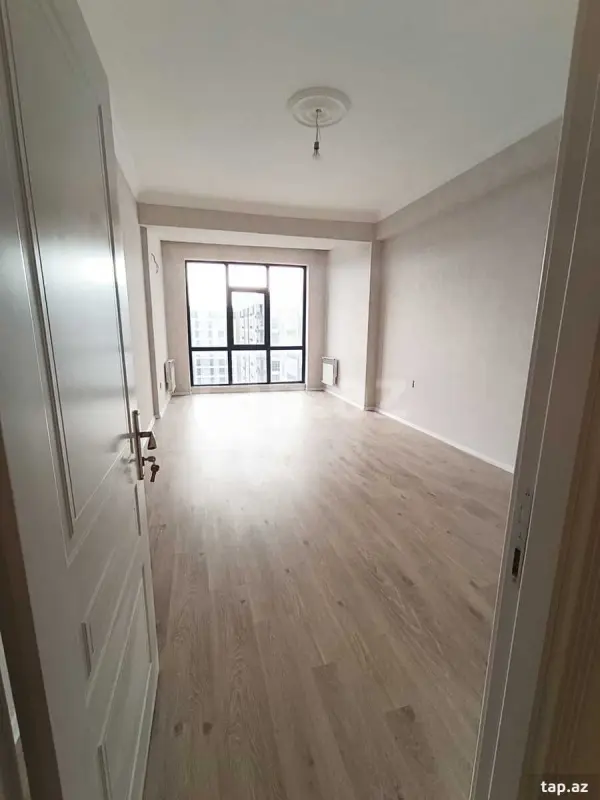 Kirayə verilir 2 otaqlı yeni tikili 70 m²