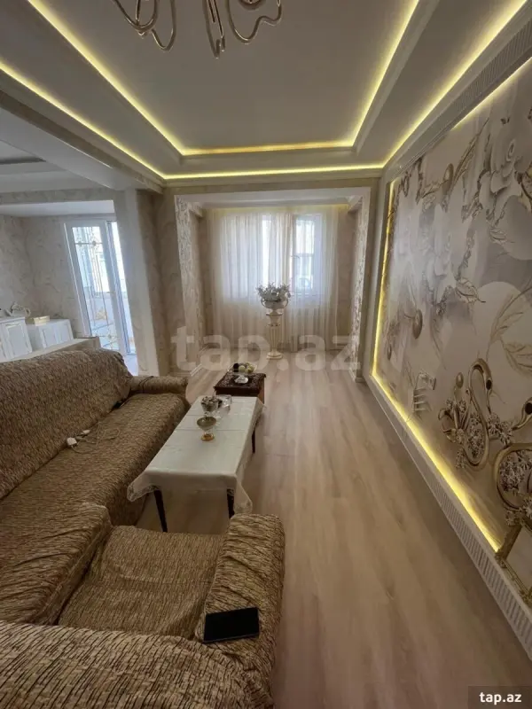 Satılır 3 otaqlı yeni tikili 70 m²