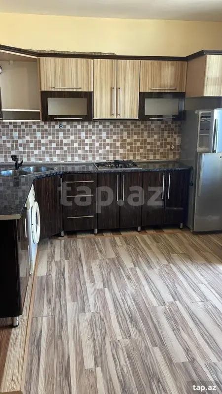 Kirayə verilir 2 otaqlı yeni tikili 80 m²
