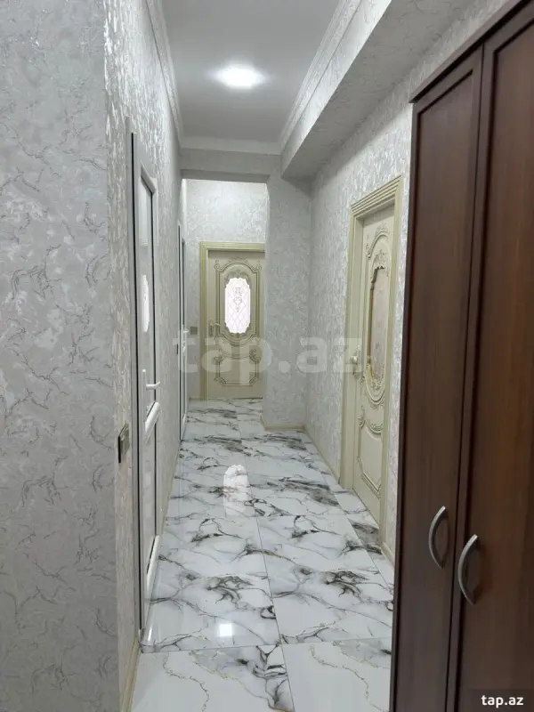 Kirayə verilir 3 otaqlı yeni tikili 100 m²