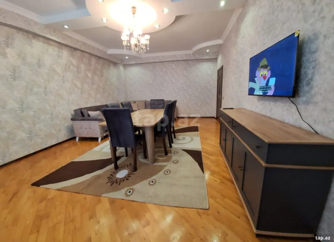 Kirayə verilir 2 otaqlı yeni tikili 100 m²