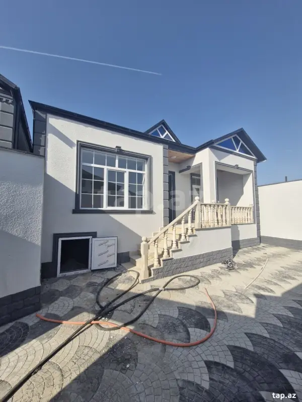 Satılır 4 otaqlı həyət evi 110 m²