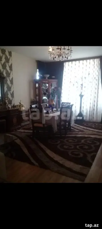 Kirayə verilir 3 otaqlı yeni tikili 85 m²