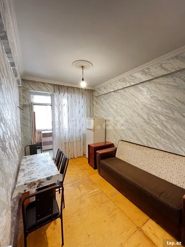 Kirayə verilir 2 otaqlı mənzil 45 m²