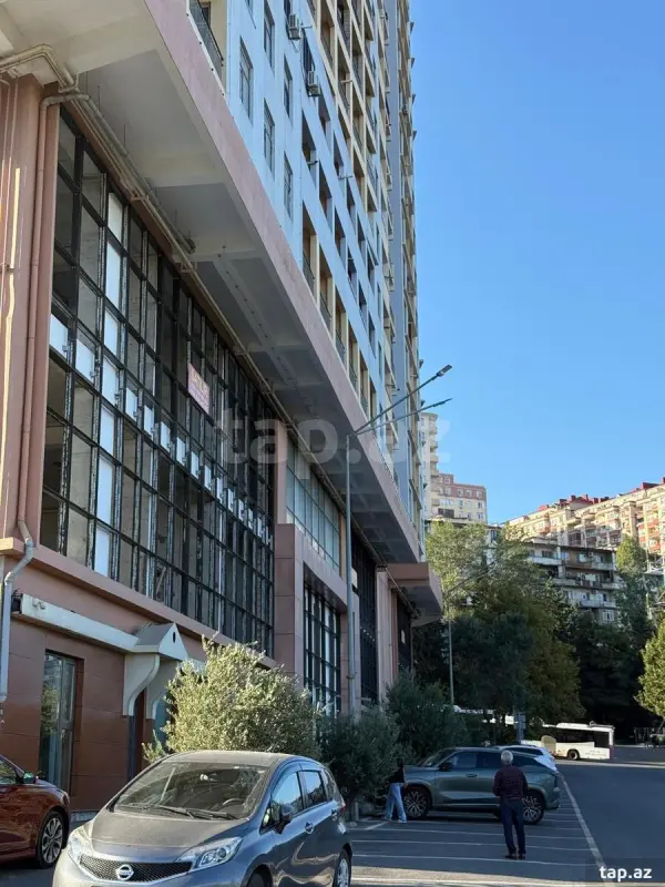 Satılır 2 otaqlı yeni tikili 78 m²