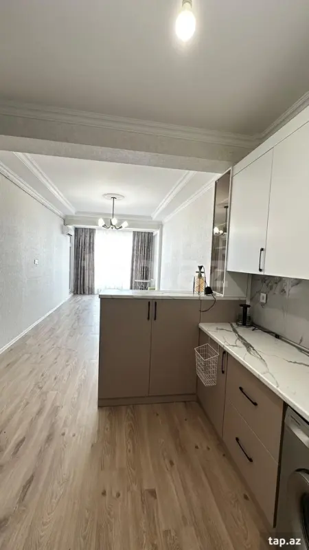 Kirayə verilir 2 otaqlı yeni tikili 77 m²