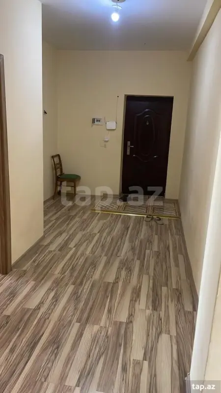 Kirayə verilir 2 otaqlı yeni tikili 70 m²