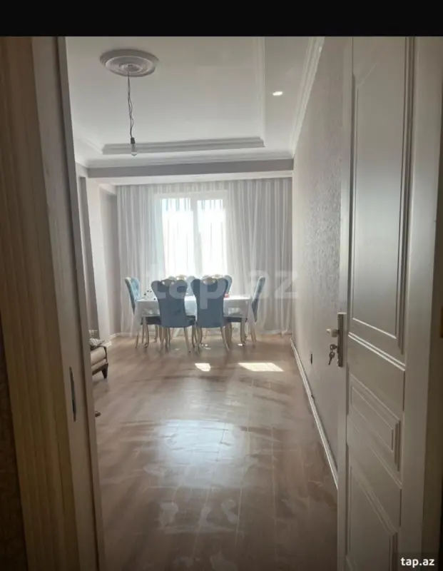 Kirayə verilir 2 otaqlı yeni tikili 80 m²