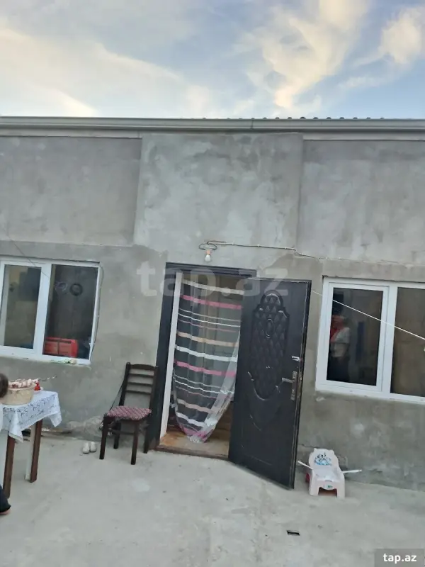 Satılır 3 otaqlı həyət evi 60 m²