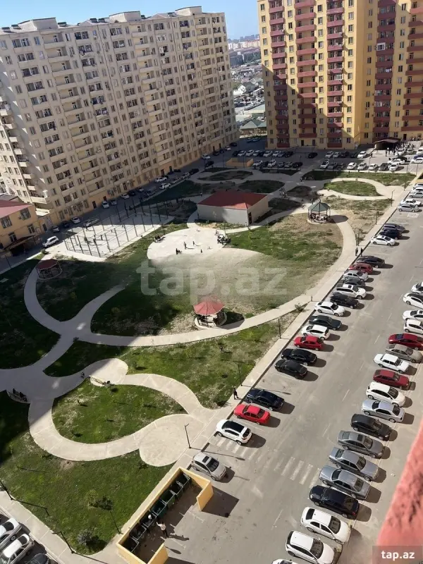 Kirayə verilir 2 otaqlı yeni tikili 80 m²