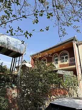 Satılır 4 otaqlı həyət evi 200 m² — Bakı, Qaraçuxur 4 otaq 200.00 m²