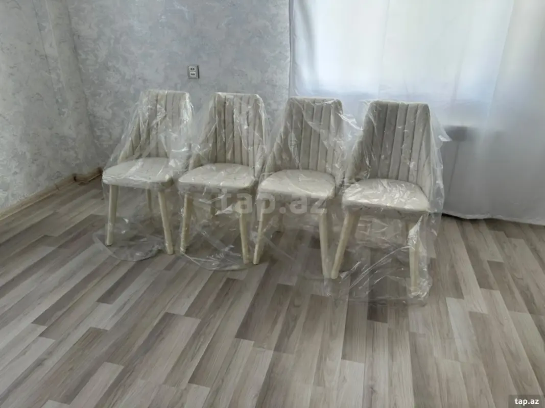 Kirayə verilir 3 otaqlı yeni tikili 100 m²