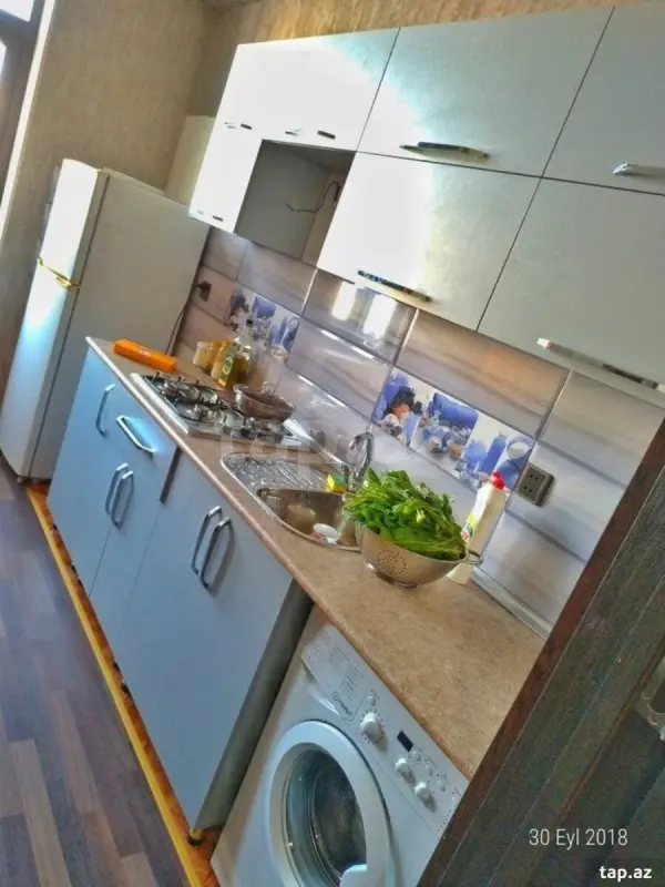 Kirayə verilir 3 otaqlı yeni tikili 86 m²