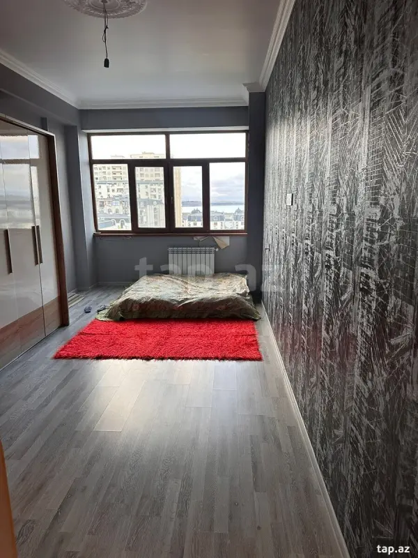 Kirayə verilir 2 otaqlı yeni tikili 103 m²