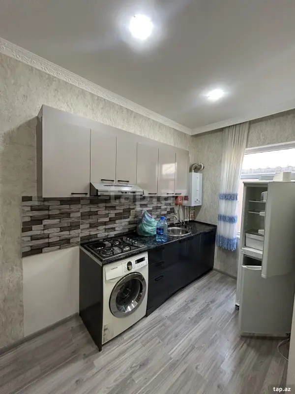 Kirayə verilir 2 otaqlı yeni tikili 45 m²
