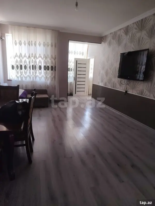 Kirayə verilir 3 otaqlı yeni tikili 90 m²