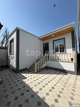 Satılır 3 otaqlı həyət evi 100 m² — Bakı 3 otaq 100.00 m²