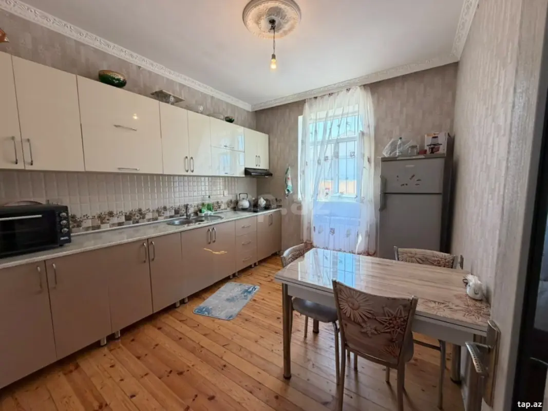 Satılır 4 otaqlı yeni tikili 125 m²
