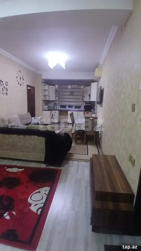 Kirayə verilir 3 otaqlı yeni tikili 70 m²