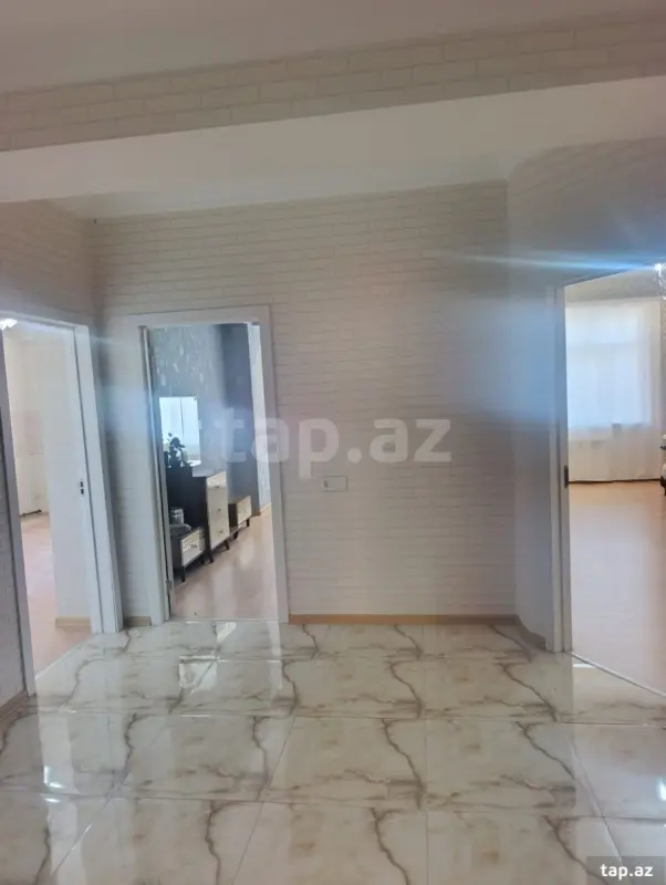 Kirayə verilir 2 otaqlı yeni tikili 90 m²