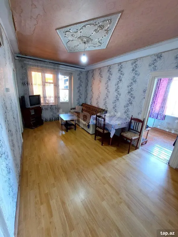 Kirayə verilir 2 otaqlı mənzil 50 m²
