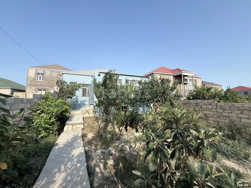 Satılır 4 otaqlı həyət evi 120 m²