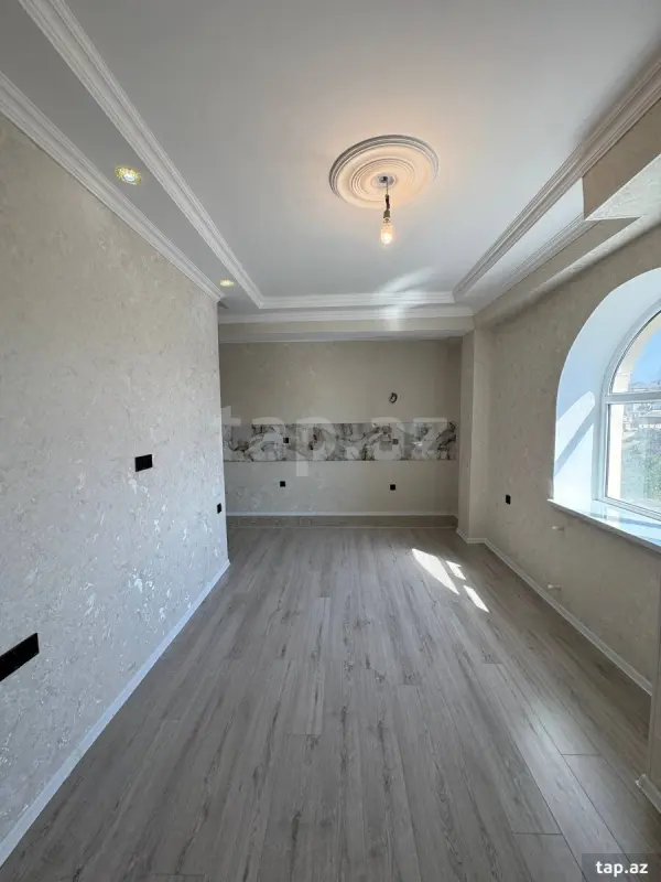 Satılır 2 otaqlı yeni tikili 54 m²