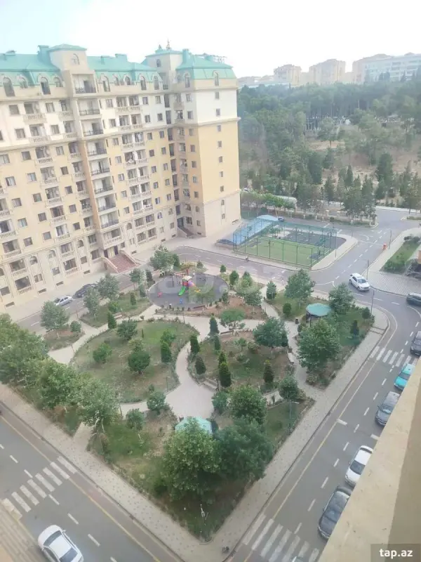 Kirayə verilir 2 otaqlı yeni tikili 70 m²