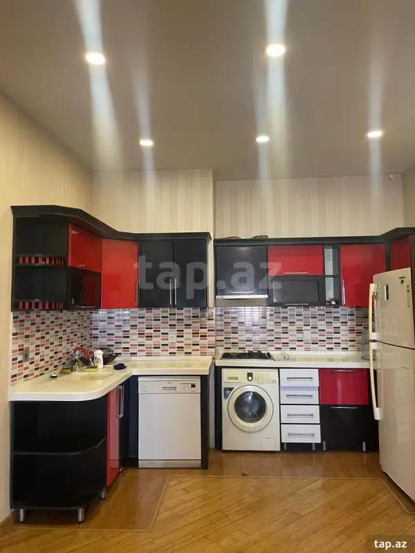 Kirayə verilir 3 otaqlı yeni tikili 96 m²