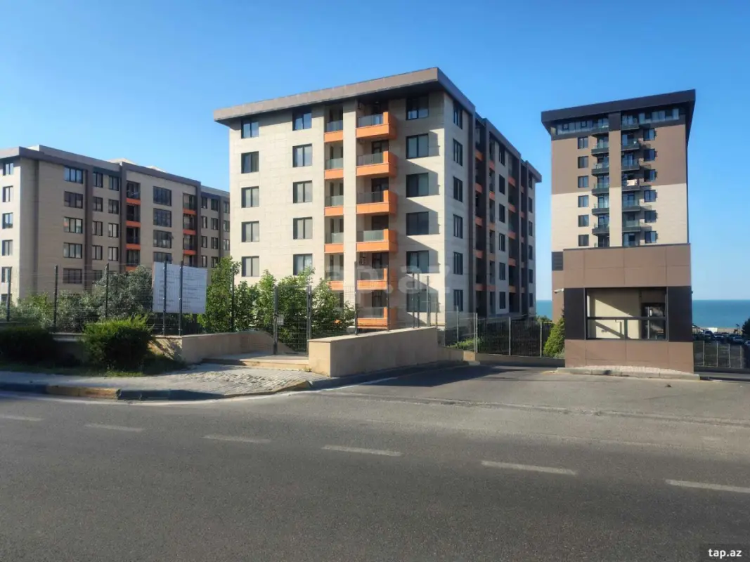 Satılır 3 otaqlı yeni tikili 150 m²
