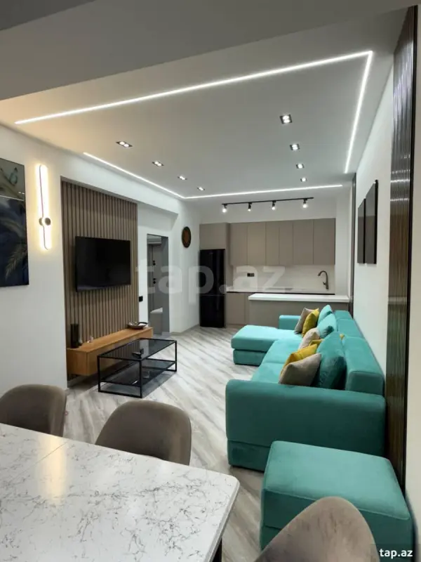 Kirayə verilir 2 otaqlı yeni tikili 70 m²
