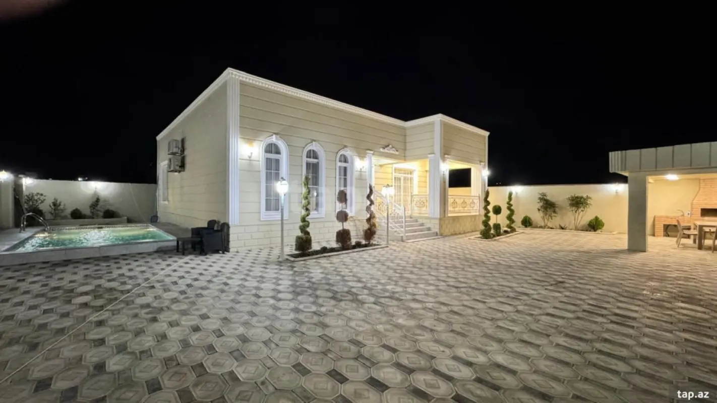 Satılır 5 otaqlı həyət evi 220 m²