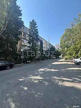 Satılır 3 otaqlı mənzil 80 m² — Bakı, Həzi Aslanov qəs. 3 otaq 80.00 m²