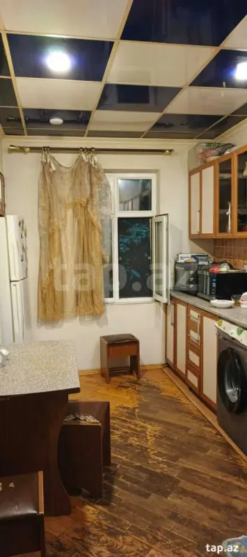 Satılır 4 otaqlı mənzil 84 m²
