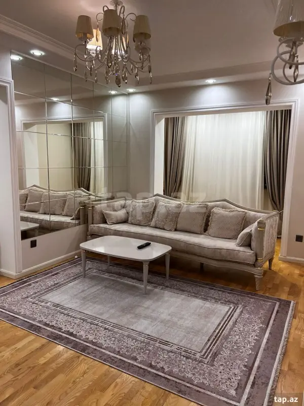 Kirayə verilir 3 otaqlı yeni tikili 100 m²